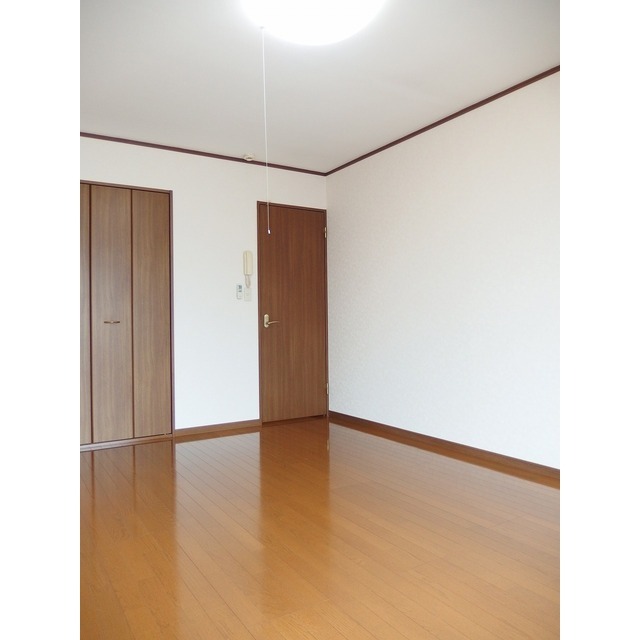 アムール Grand104号室 リビング