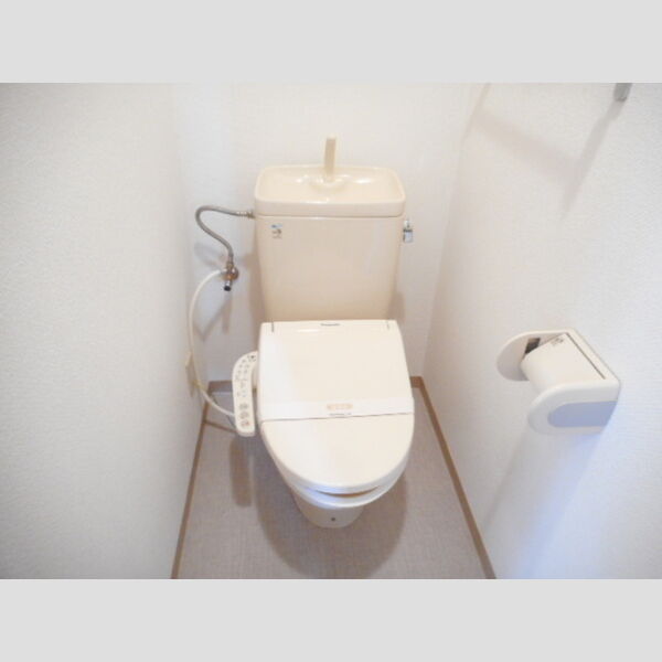 グランパシフィック 温水洗浄暖房便座仕様です