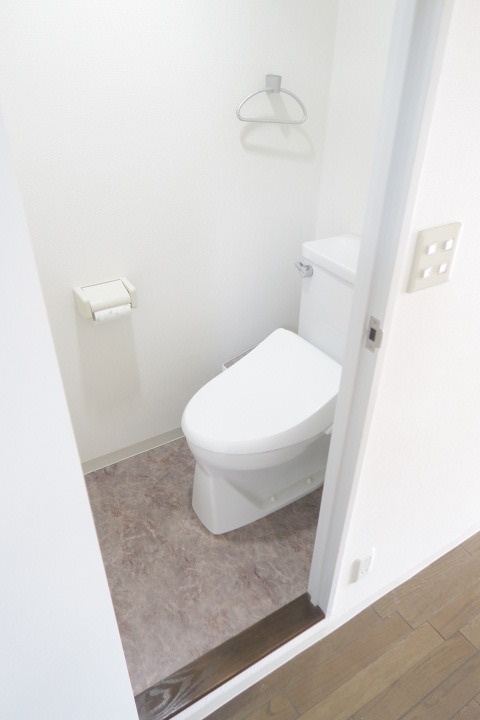 T's garden府中3階 トイレ