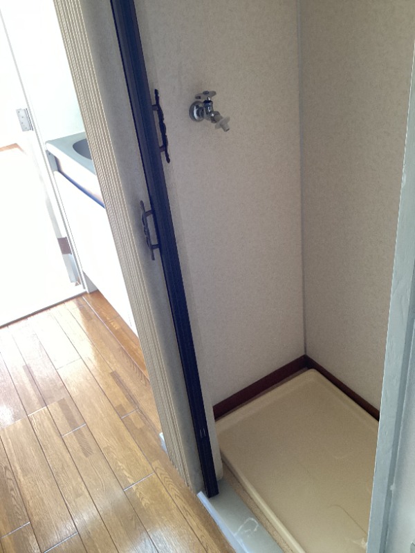 キャステール氷川2階 ※別号室写真