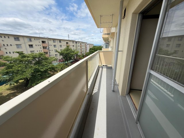 加茂川団地6号棟 バルコニー