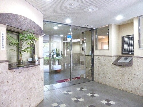 ライオンズステーションプラザ松戸2階 オートロック　※前回募集時2022年11月の写真