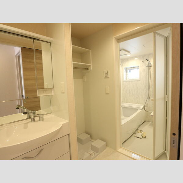 ディアコート 洗面所、バス