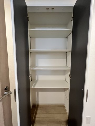 GRAN PASEO上野御徒町701号室 収納