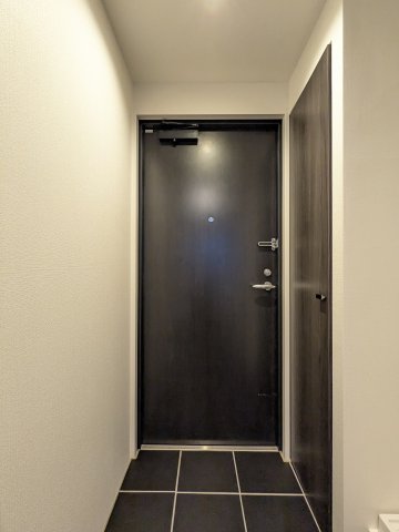 アレーロ高円寺104号室 玄関