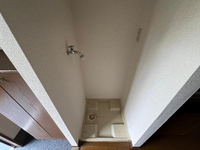 ロズウェルシブヤ101号室 洗濯機置場