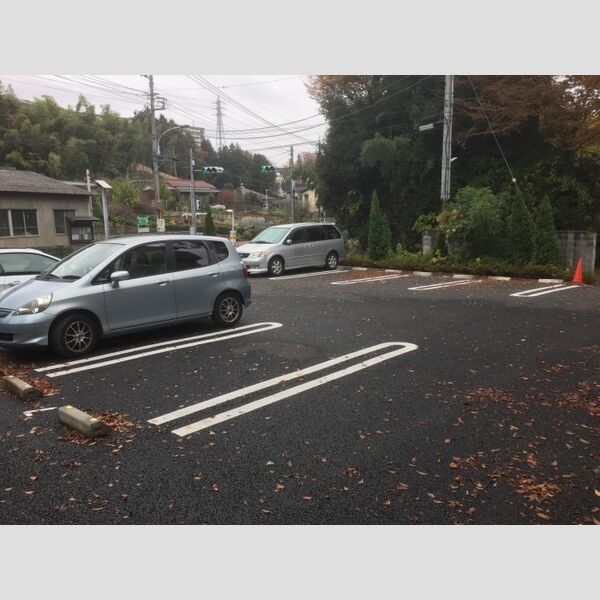 ボナール・K 駐車場