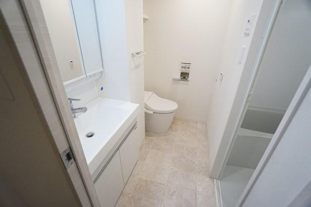 FLUFFY自由が丘1階 洗面所