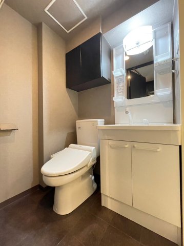 ブレシア銀座イースト904号室 トイレ