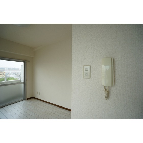 エレガンス綾瀬６0816号室 インターホン