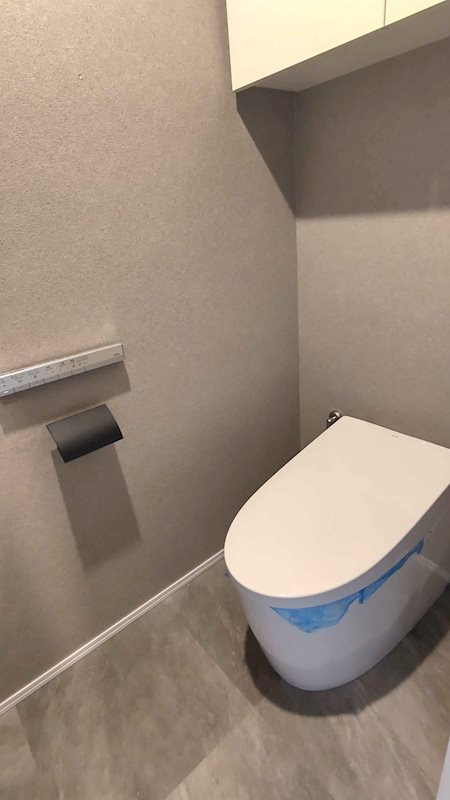 レジディア西麻布5階 トイレ