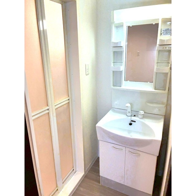 グラシューズ 洗面所