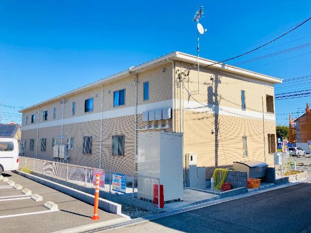 サルベージュ 外観写真（昼）