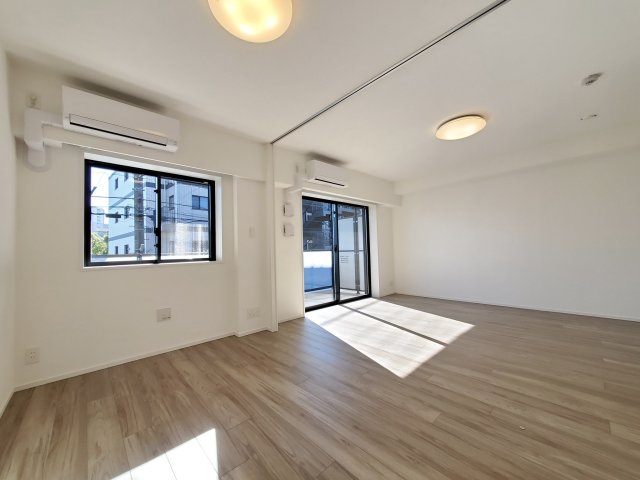 KDXレジデンス武蔵境Ⅱ リビング