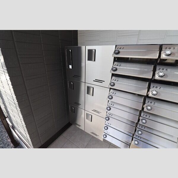 Felicity 宅配ボックス