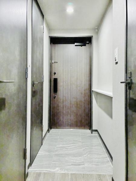 コンポジット早稲田鶴巻町3階 玄関