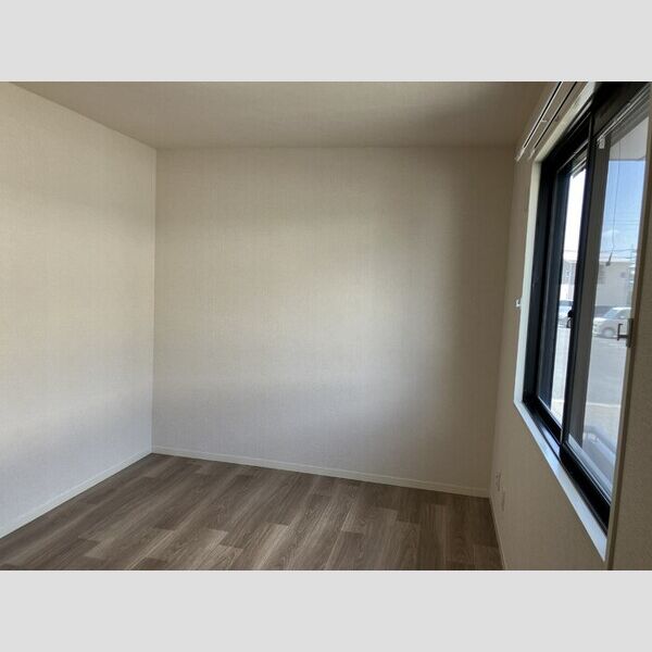 ウェルセッジ請西　Ⅱ103号室 洋室