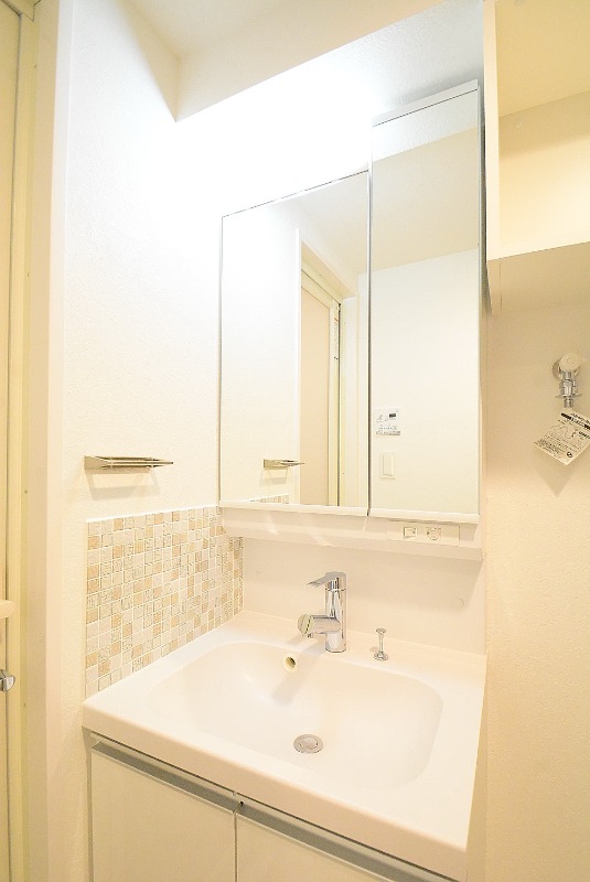 ステージグランデ本千葉9階 ※カラー異なります・反転タイプです