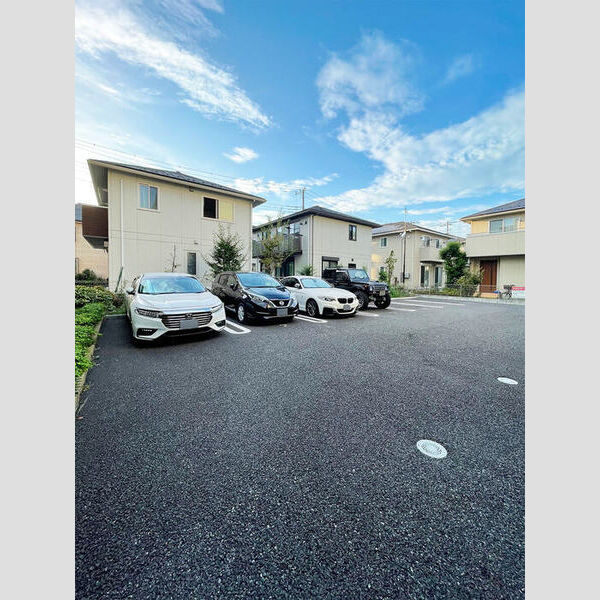 メルヴェーユ三郷中央　A101号室 駐車場