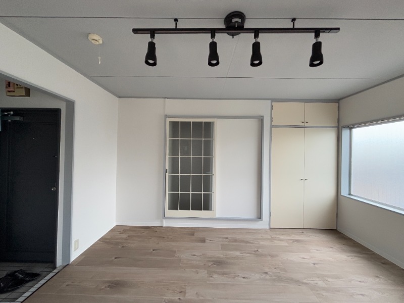 STAGE FUKASAWA 内観