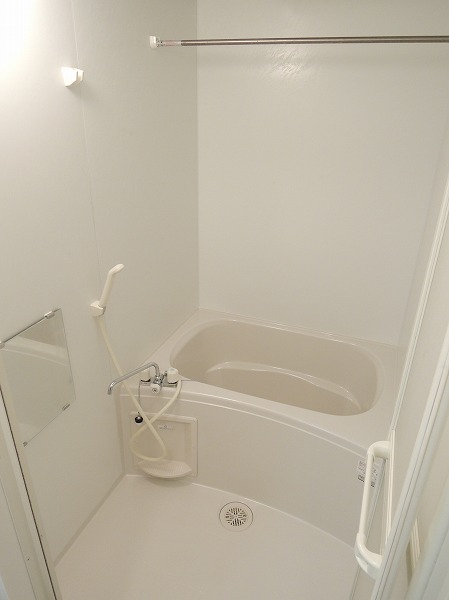 レオパレスリリー お風呂