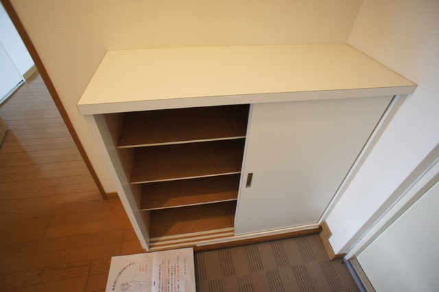 フロイデ勝田台壱番館0301号室 部屋設備