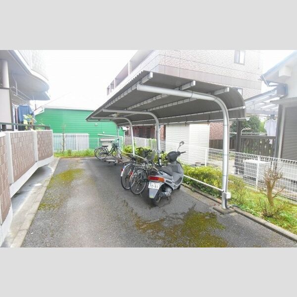 ハイムブローニュ 駐輪場