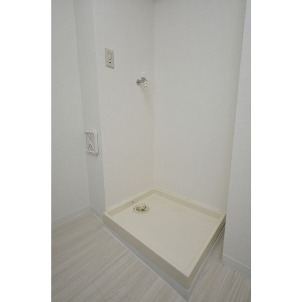 メゾン・ド・ヴィレ　鷺沼0406号室 洗濯機置場