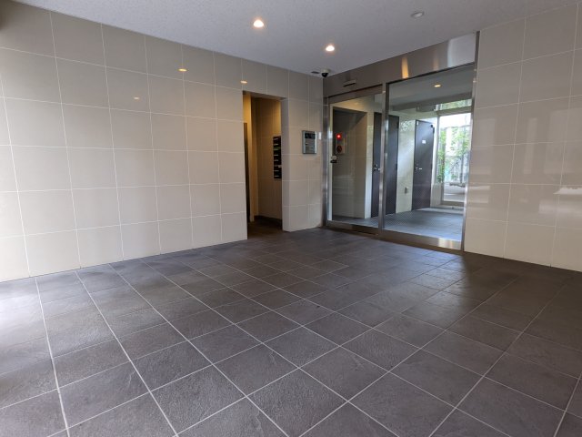 プレストマーロ両国201号室 ロビー