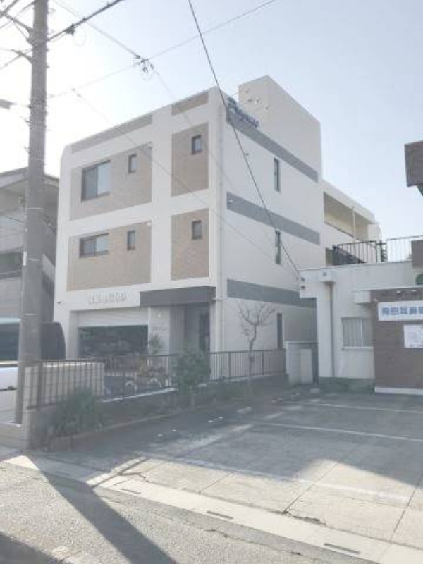 プログレス 外観