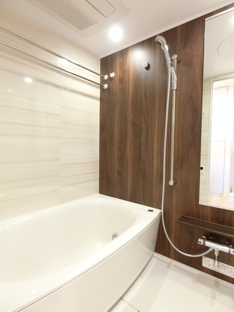 ガーラ・プレシャス三軒茶屋1階 お風呂