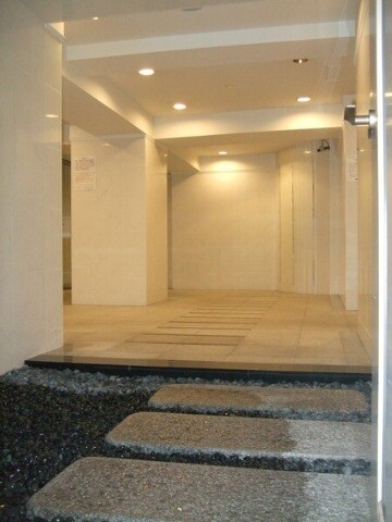 パークウェル神田ＥＡＳＴ弐番館3階 エントランス