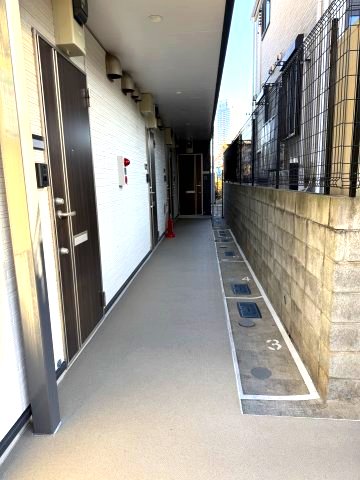 Well-B 横濱反町Ⅰ203号室 エントランス