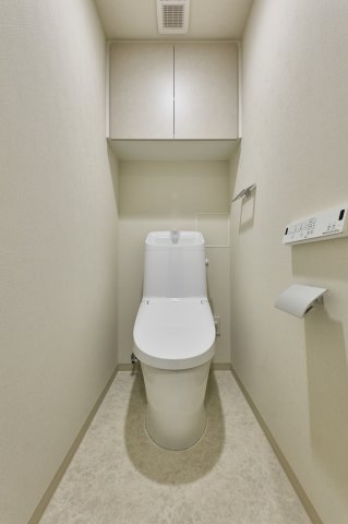 プラウドフラット日本橋馬喰町1301号室 トイレ