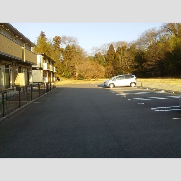 スクエア 駐車場