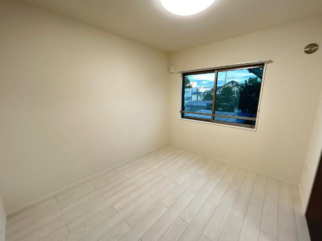 パレス北野207号室 寝室