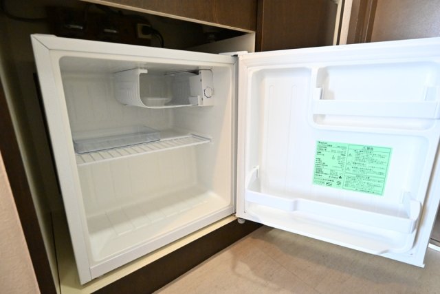 グランドハウスシャンティ8階 ミニ冷蔵庫
