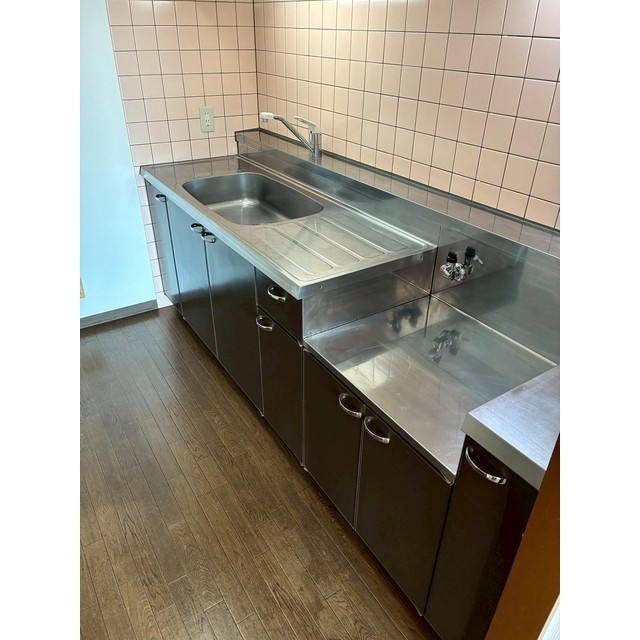 エクレール綾瀬202号室 キッチン