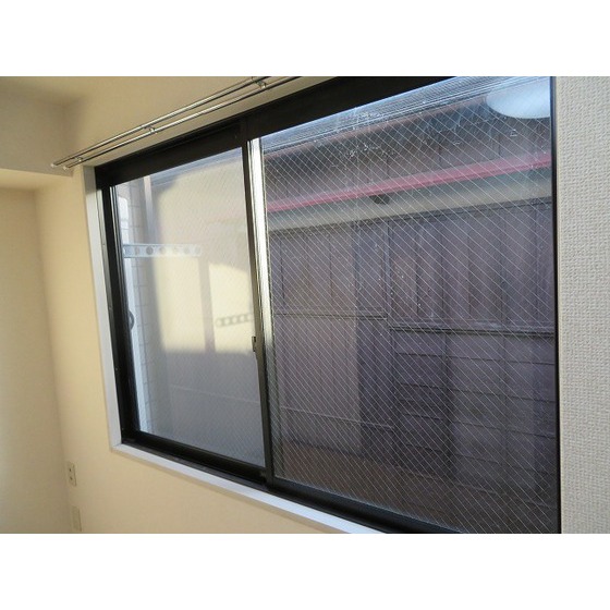 エステートパレス0202号室 窓