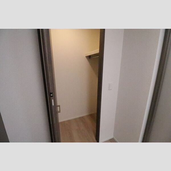 プライムヒル103号室 収納