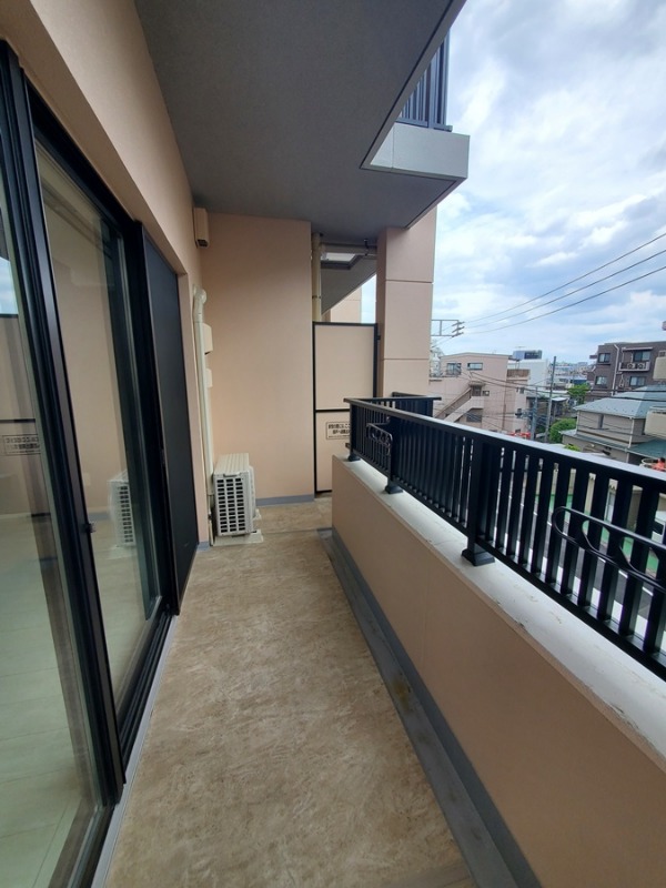 maison chrolo3階 バルコニー