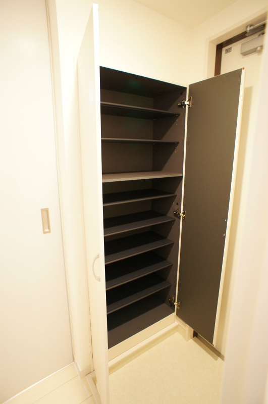 リブリ・サンシャイン飯島2階 収納