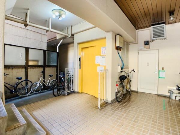 ハウスチェリー上馬7階 エントランス