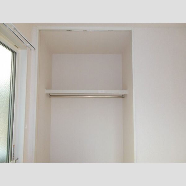 ドゥヴァンクール　Ⅰ102号室 クローゼット