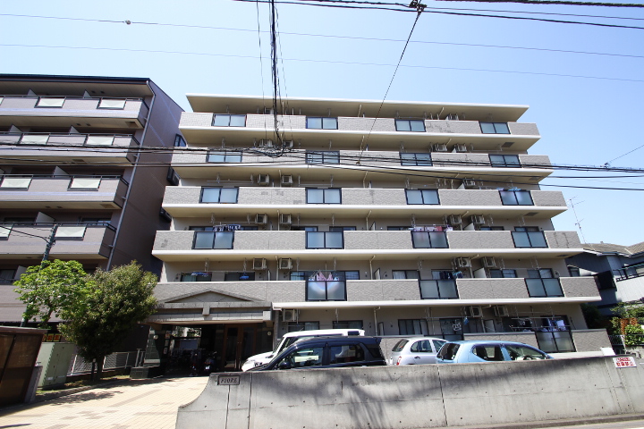 フィオーレ2階 外観