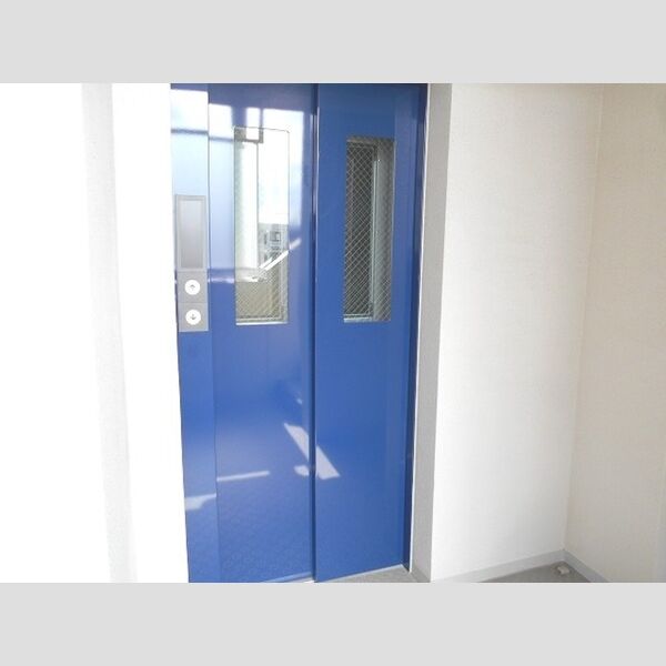 オークスURAWA701号室 専用エレベーター