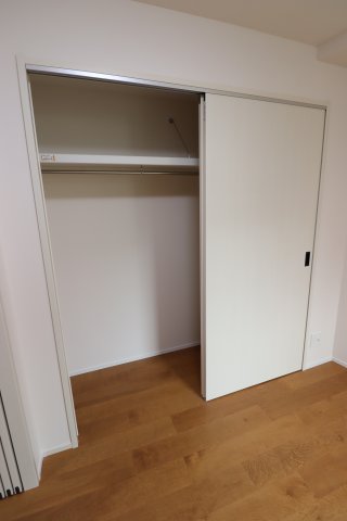 GENOVIA池袋0102号室 収納