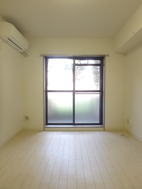 セルベコート下高井戸1階 洋室(フロアタイル)