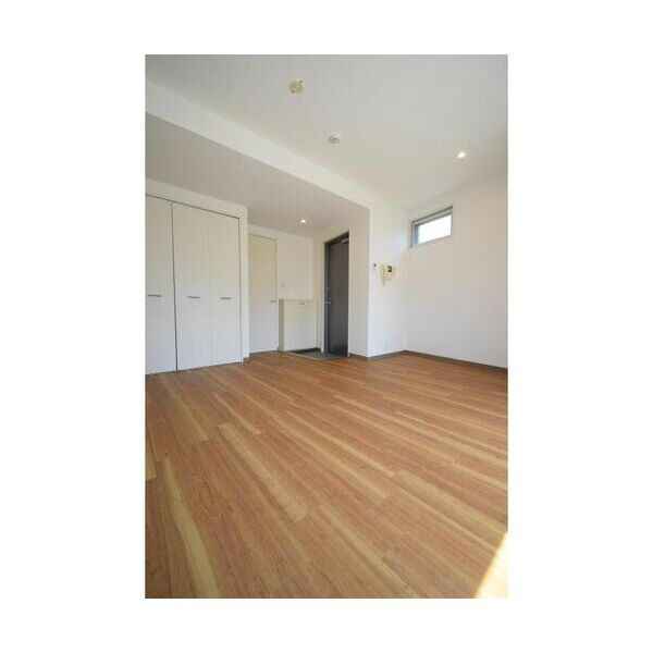 ヒマラヤ杉Apartment リビング