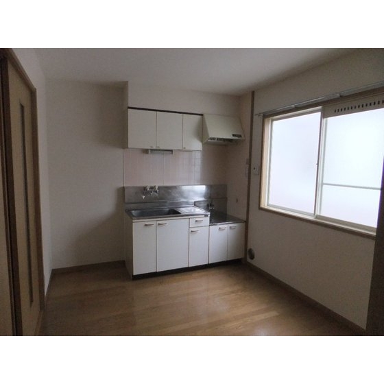 シャトル金山0202号室 内観